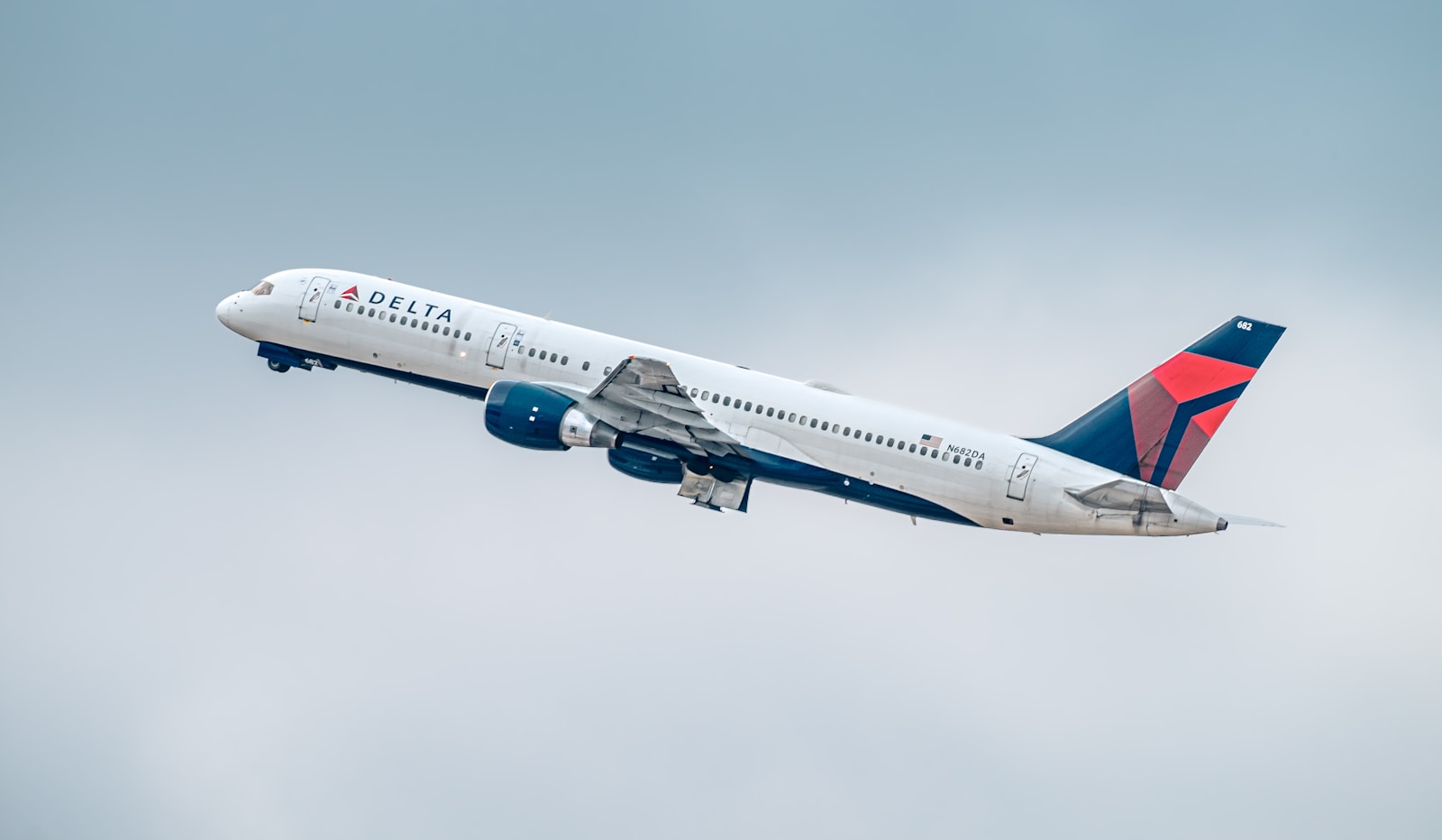 Mechanical Issues Force 2 Delta Emergency Flight Diversions